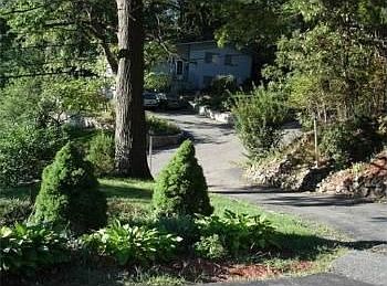 2nd image of 87 College Ave