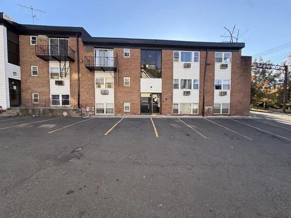 490 Scotland Rd APT B2, Orange, NJ 07050