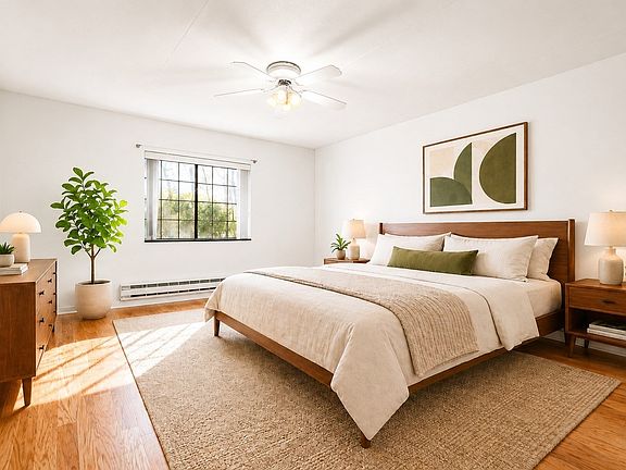 2nd image of 100 Lexington St APT B8
