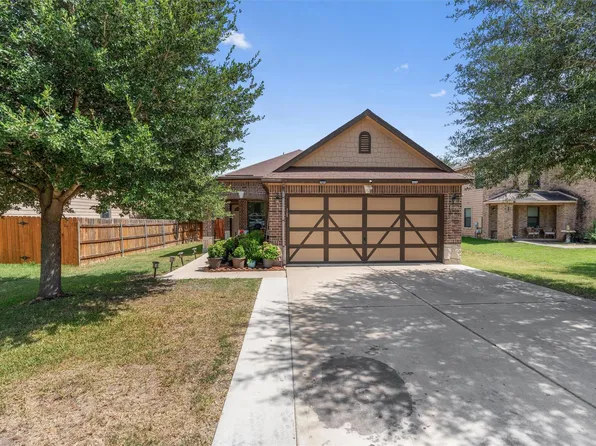 611 Big Bend Trl, Taylor, TX 76574