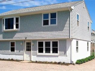 17 Barney Ave, South Kingstown, RI 02879