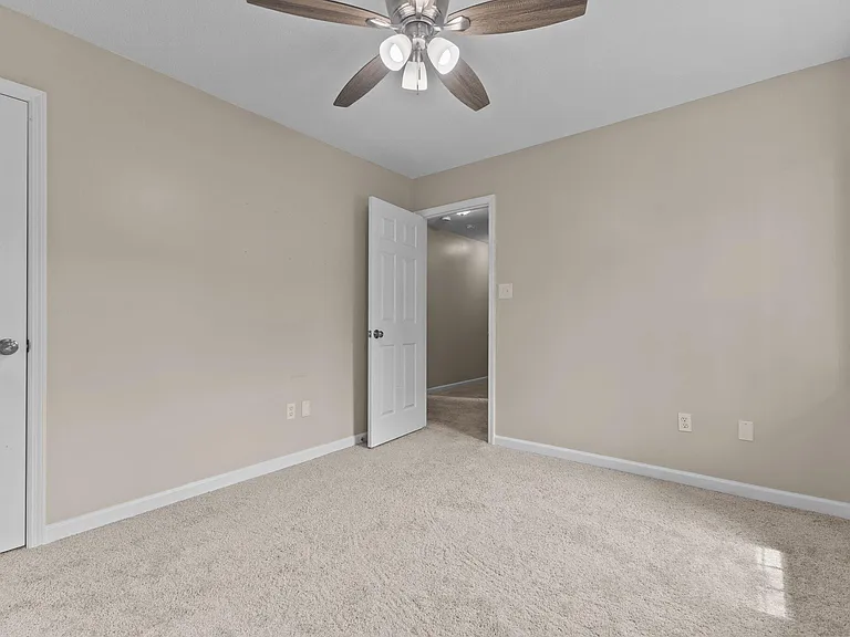 8318 Umstead Rd — Photo 31