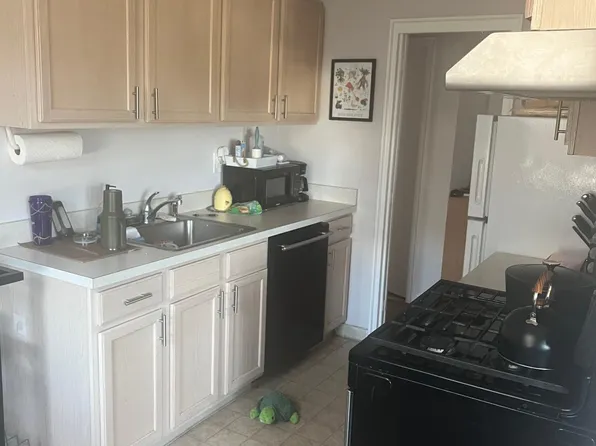 2601 Pennsylvania Ave APT 932, Philadelphia, PA 19130