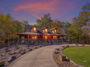 3247 Perry Ridge Rd, Nelsonville, OH 45764