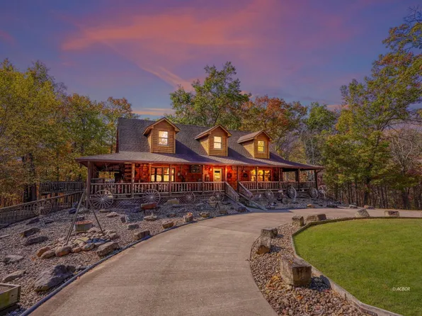 3247 Perry Ridge Rd, Nelsonville, OH 45764