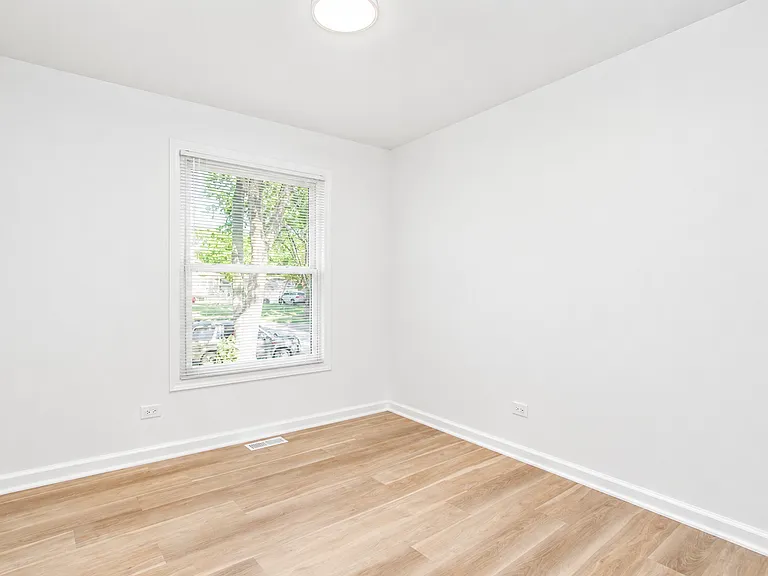 7777 Ramsgate Cir S — Photo 47