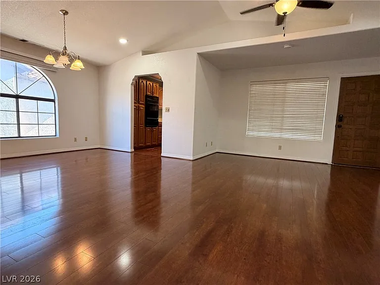1411 Santa Margarita St #F — Photo 4