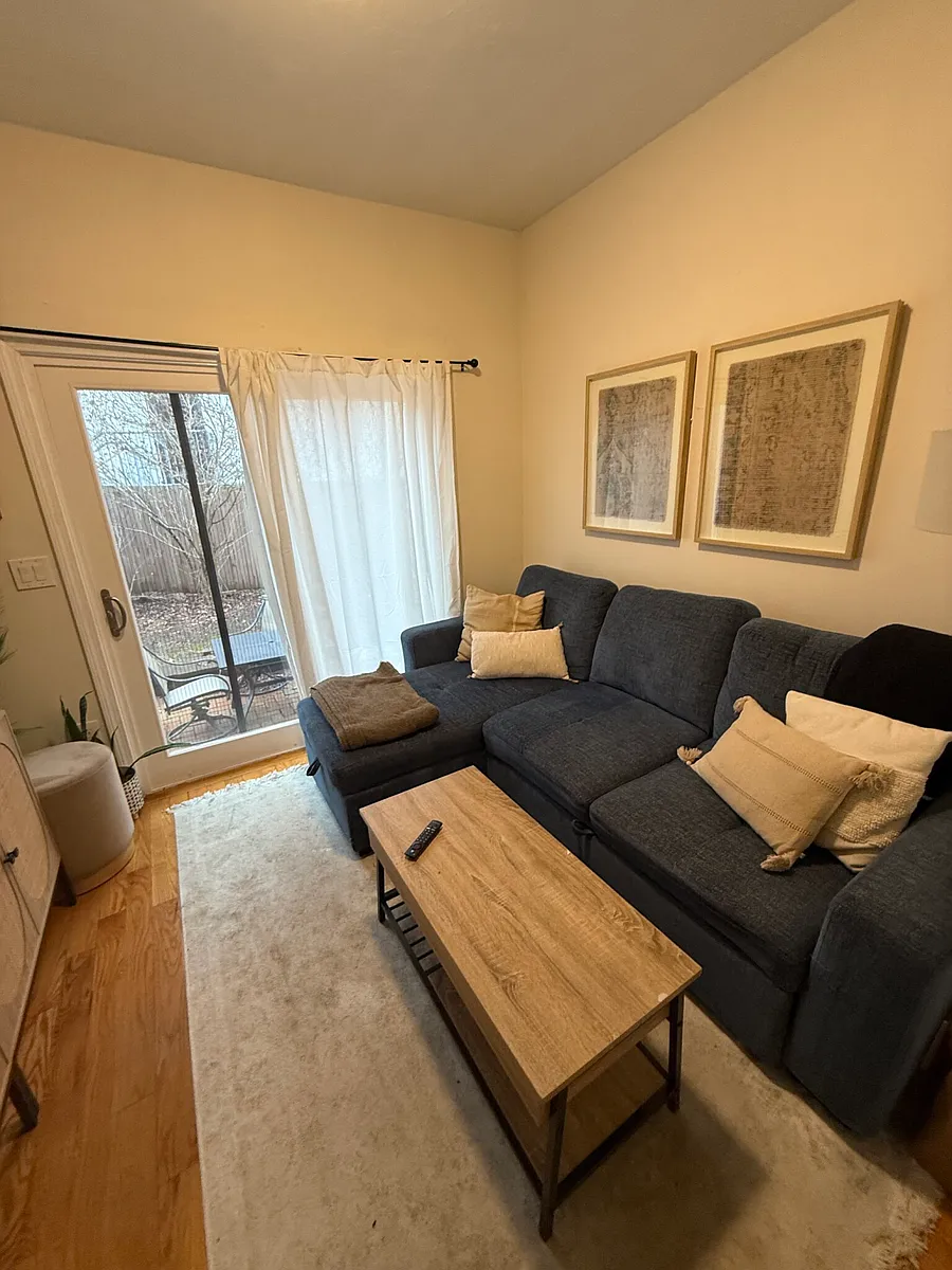 Building Photo - 58 Medford St #1L