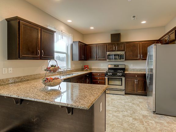 4th image of 11019 178th Avenue Ct E