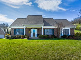 617 Highfield Rd, Salem, VA 24153