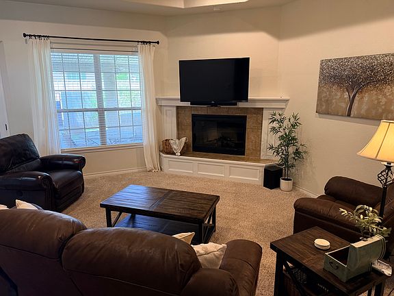 4th image of 2506 W Runyan Ave