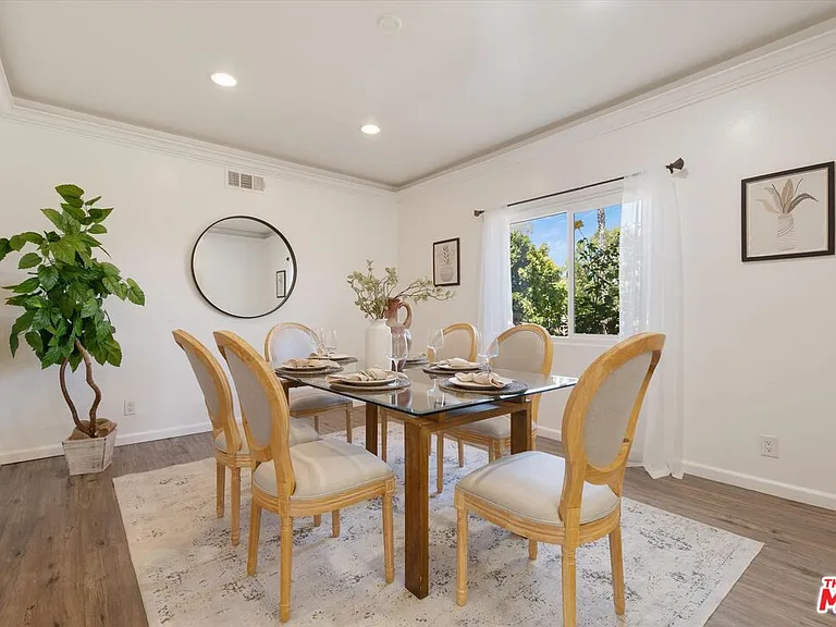 5216 Sale Ave — Photo 10
