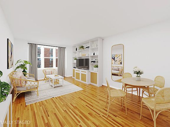 2nd image of 400 E 17th St APT 500