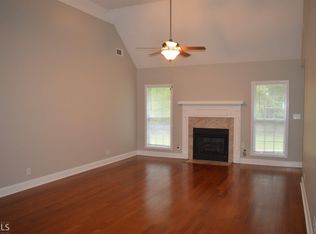 310 Old Pond Rd, Lagrange, GA 30241