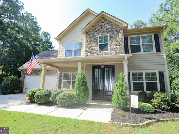 349 Hickory Hills Dr, Newnan, GA 30263