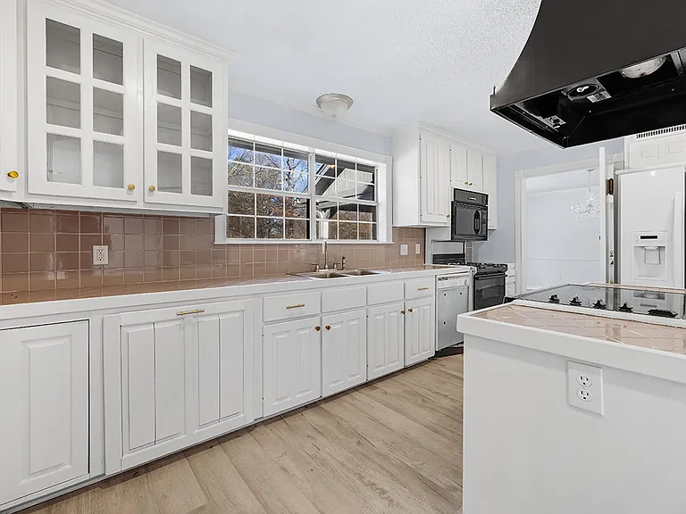 2607 Lonnie Ln — Photo 21
