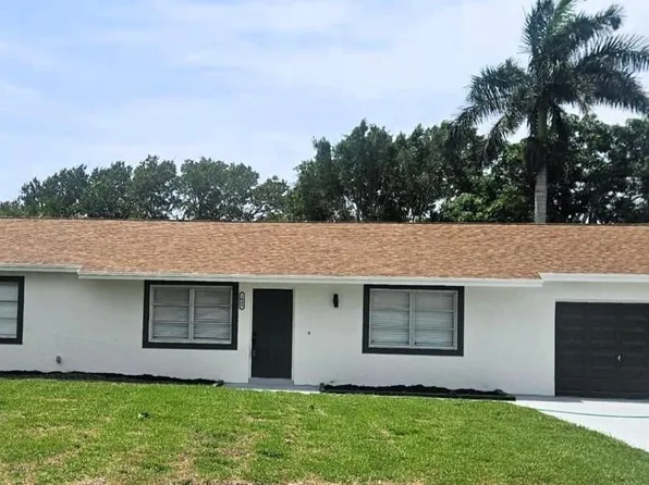 1049 Coral Drive, Boynton Beach, FL 33426