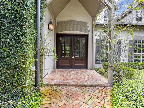 3rd image of 3925 Wateroak Way