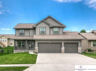 1932 S 197th St, Omaha, NE 68130