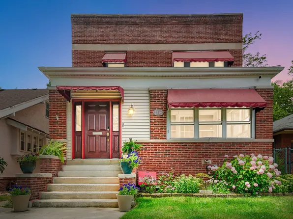 7316 S Paxton Ave, Chicago, IL 60649