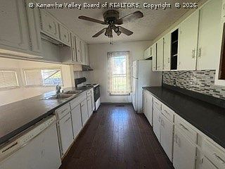 29th image of 3712 Riverside Dr