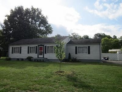 1st image of 3720 Essary Dr