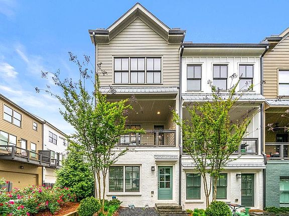 2nd image of 755 Dunlop Way