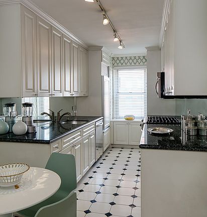 4th image of 50 E 79th St APT 10D