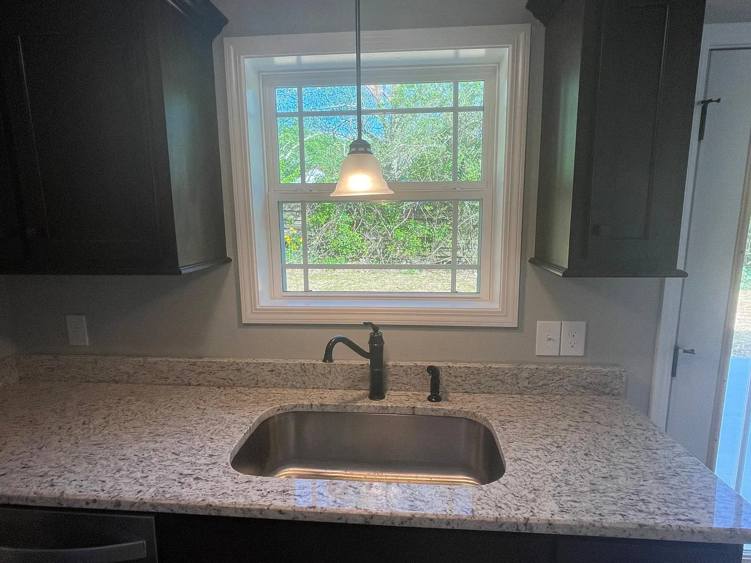 125 Dogwood Ct — Photo 2