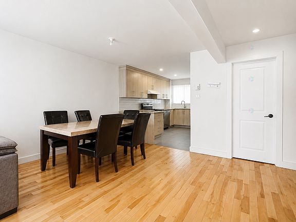 4th image of 2211 Rue Auclair #2213