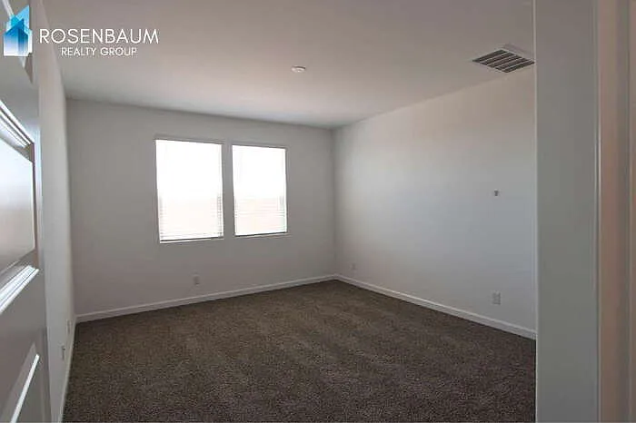 38095 W Cannataro Ln — Photo 10