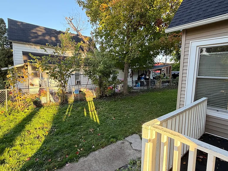 1023 Sigsbee St SE — Photo 7