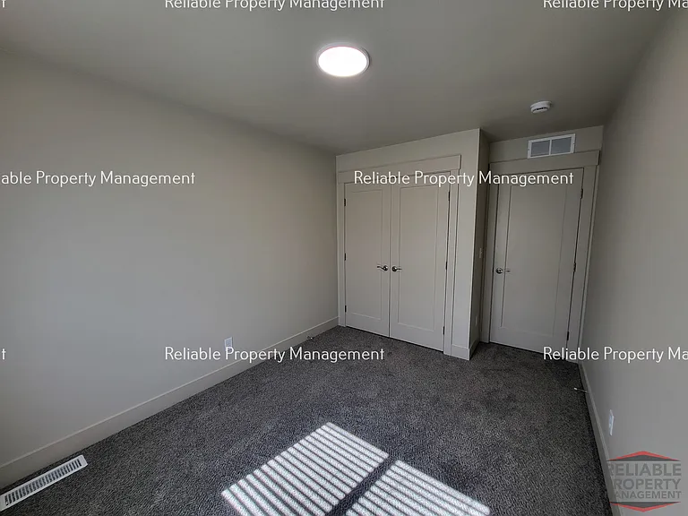 2701 E Derrald Ave — Photo 11