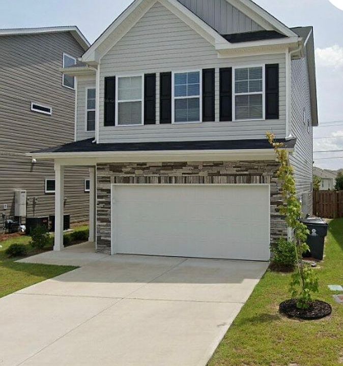 1st image of 409 Hosea Ct