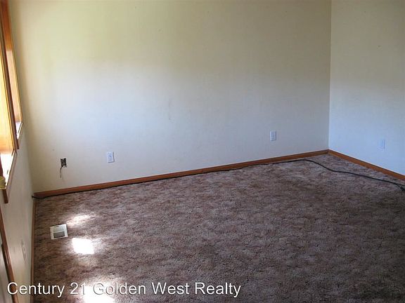 2nd image of 2410 College Ave