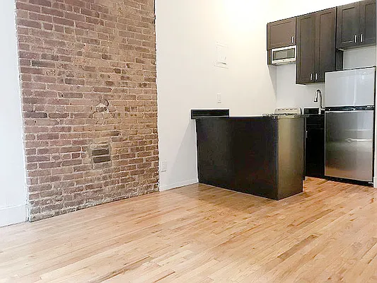 Rented by AJ Clarke | media 7