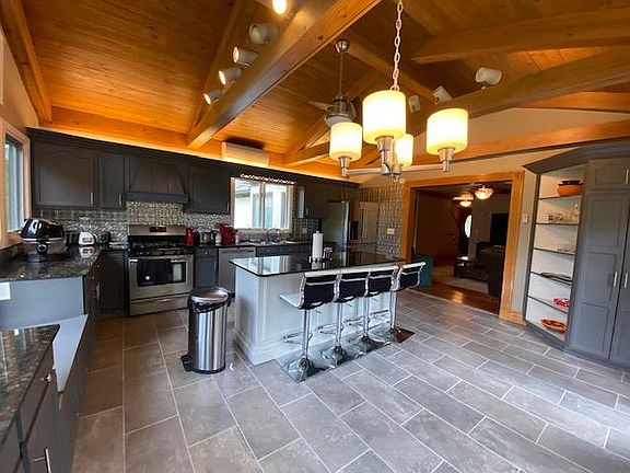 4th image of 1153 Stoney Dr