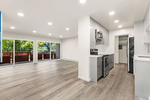 Carlmont Apartments - Entire Building Remodeled - No Pet Fee Photo 1