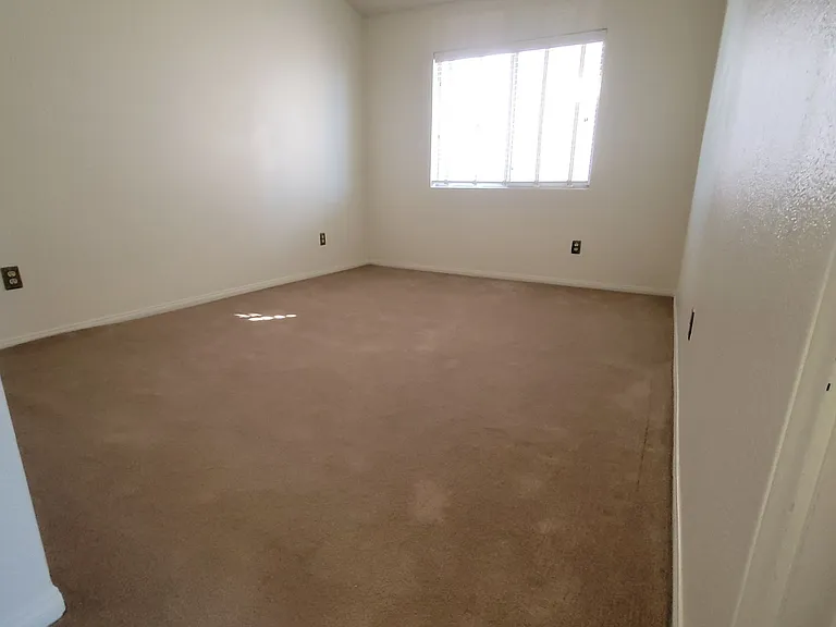 2632 Ironside Dr — Photo 28