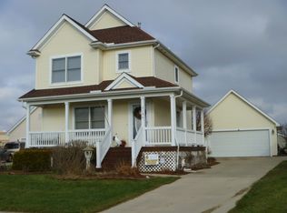 2136 Homestead Ln, Adrian, MI 49221