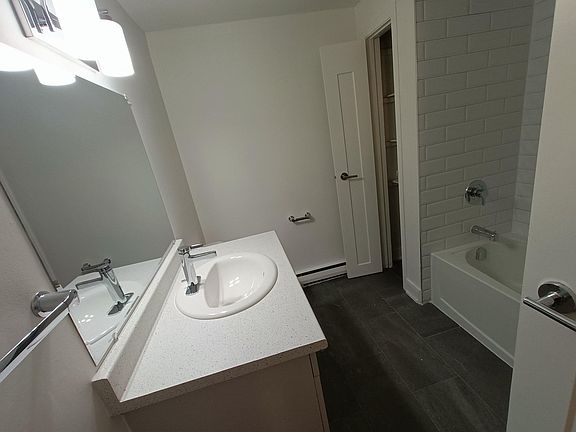 5th image of 2625 Sycamore Dr #111