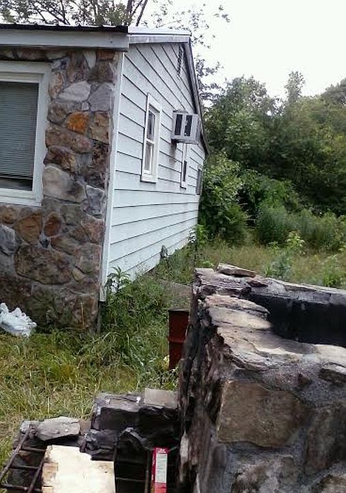 2nd image of 466 New Zion Hill Rd #1