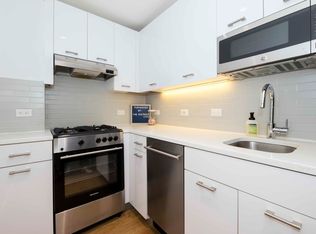 230 E 44th St #8L1, New York, NY 10017