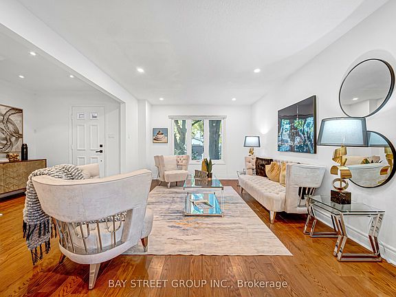 5th image of 16 Innisbrook Cres