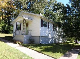 106 Peach Rd, Oak Ridge, TN 37830