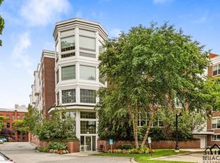 248 Albion St APT 232, Wakefield, MA 01880