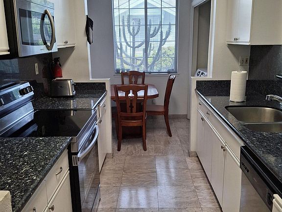 5th image of 1476 Adeline St
