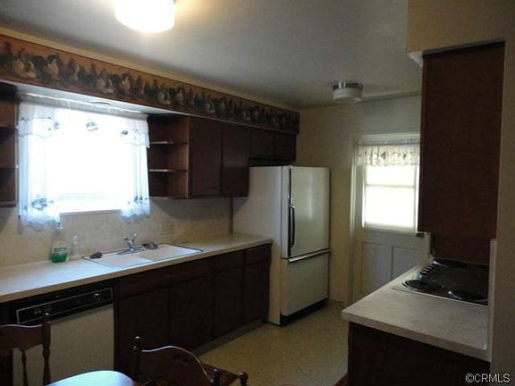 4th image of 24260 Los Codona Ave