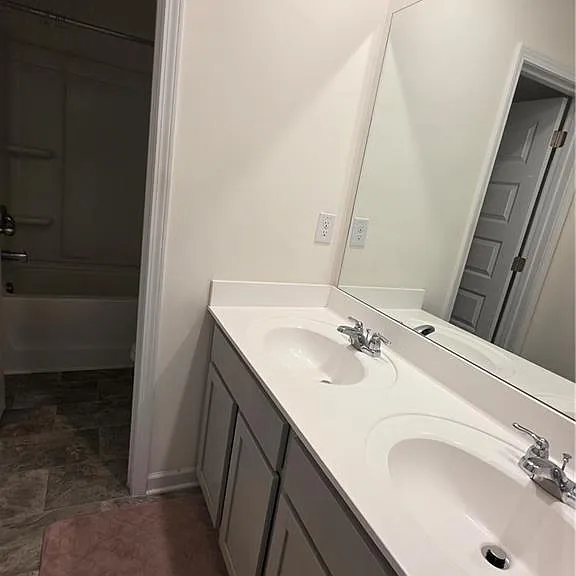 3518 English Elm Way — Photo 32