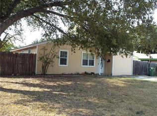 1814 Alan A Dale Rd, Arlington, TX 76013